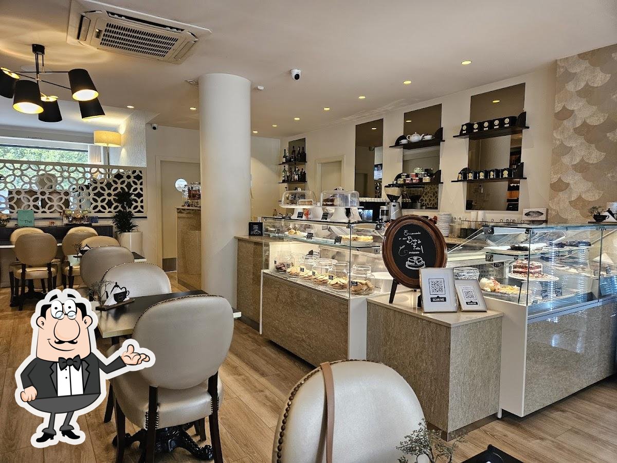 O interior do Ana Tão Gourmet & Salão de Chá.