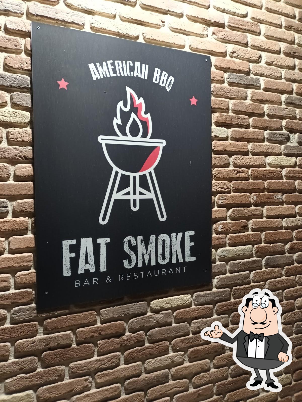 Dai un'occhiata agli interni di Fat Smoke.