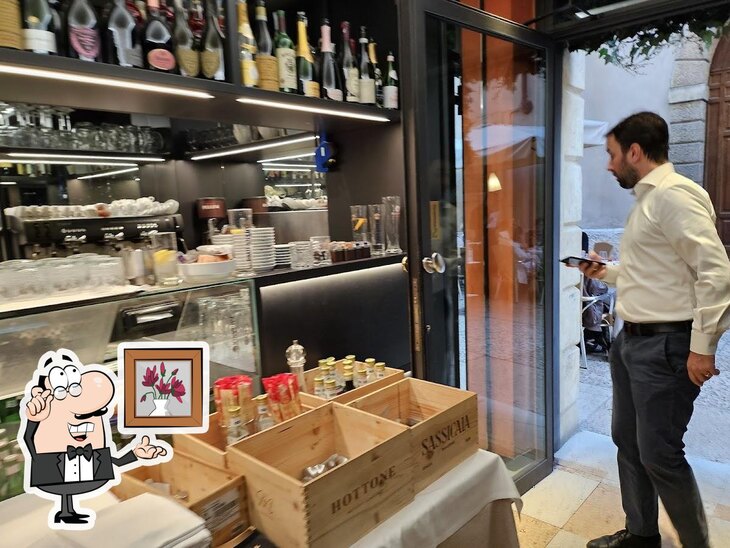 Découvrez l'intérieur de Ristorante Nastro Azzurro.