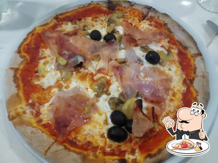 Scegli tra le svariate varianti di pizza.