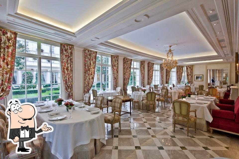 Découvrez l'intérieur de Epicure.