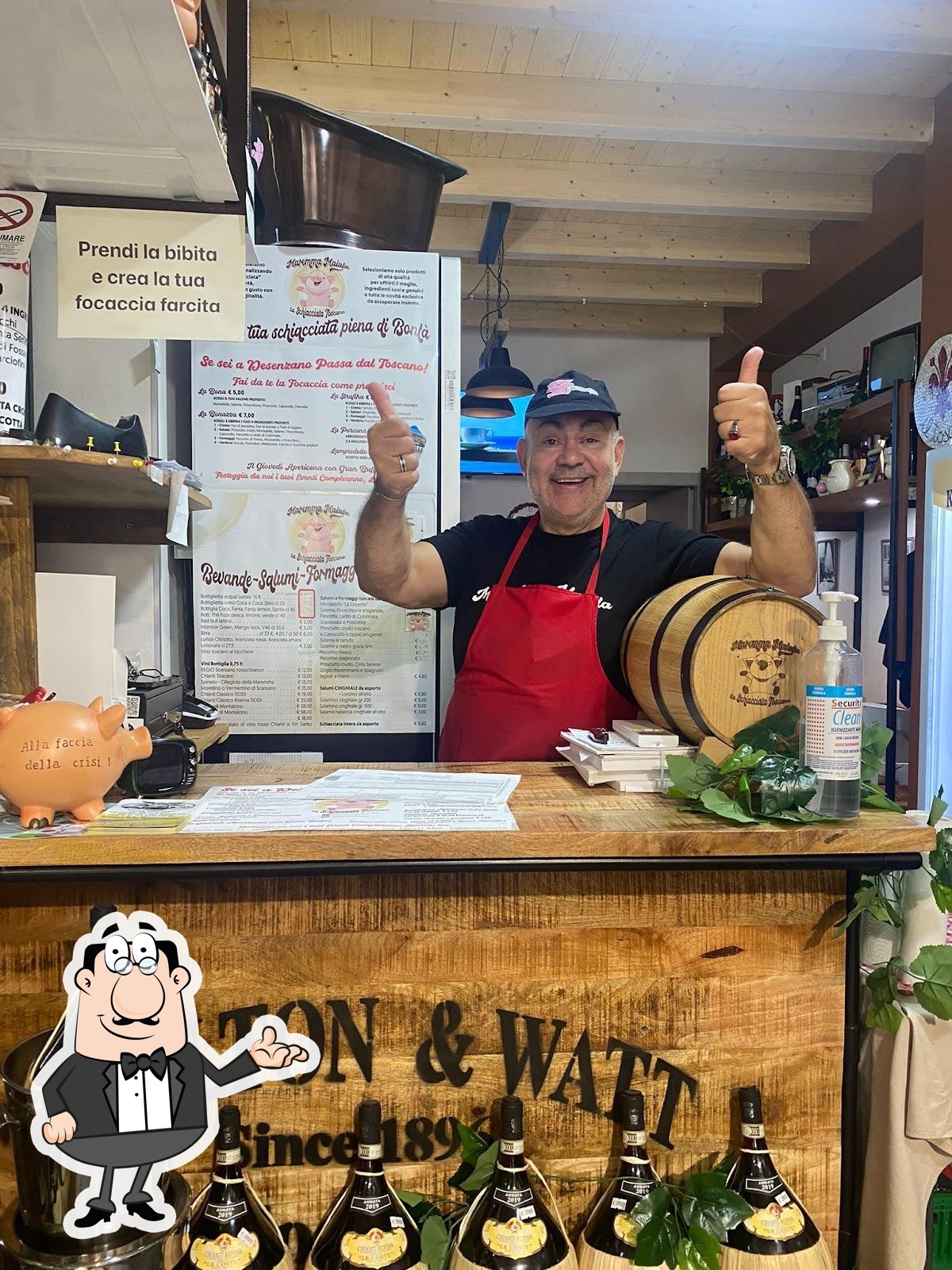 Gli interni di Ristorante e Focacceria Maremma Maiala.