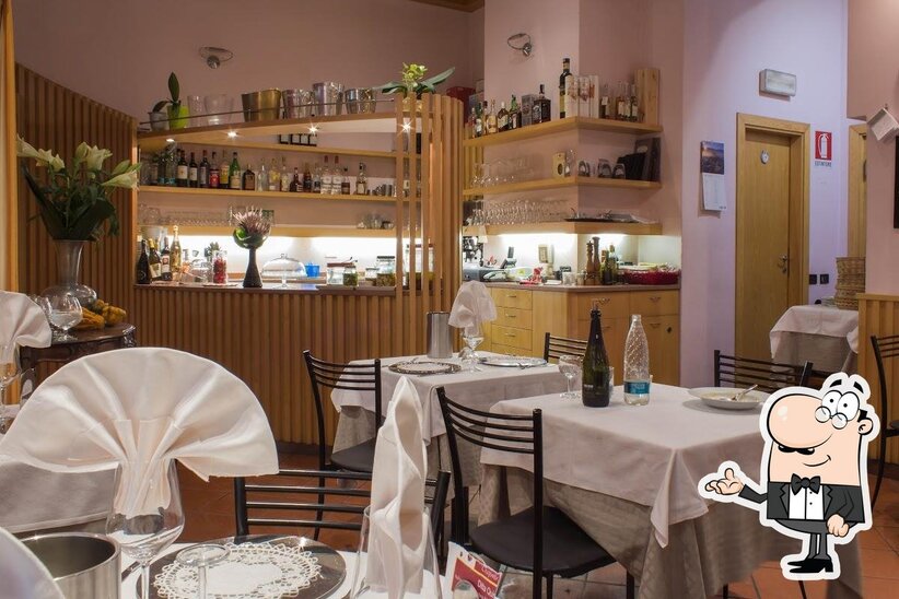 Gli interni di Trattoria Al Muleto.