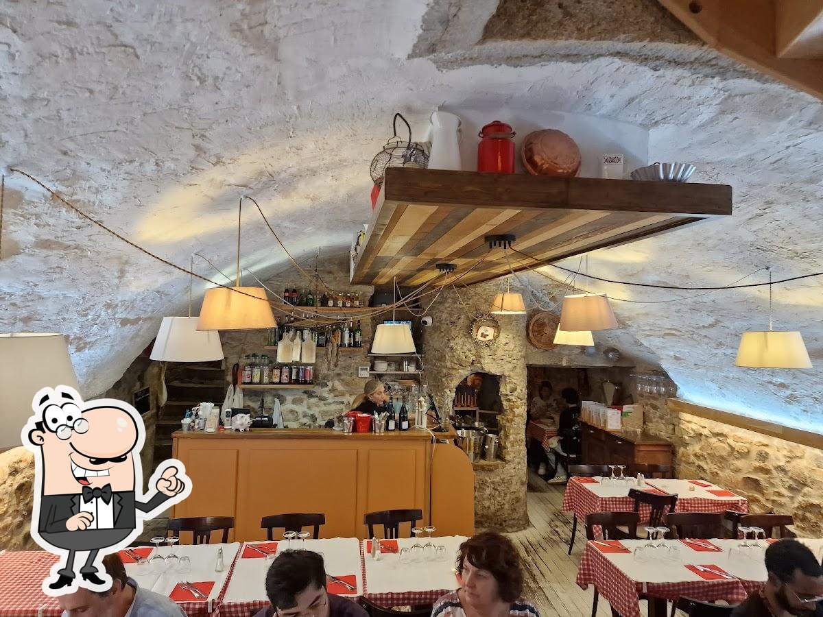 L'intérieur de Restaurant Chez Grand Mere.