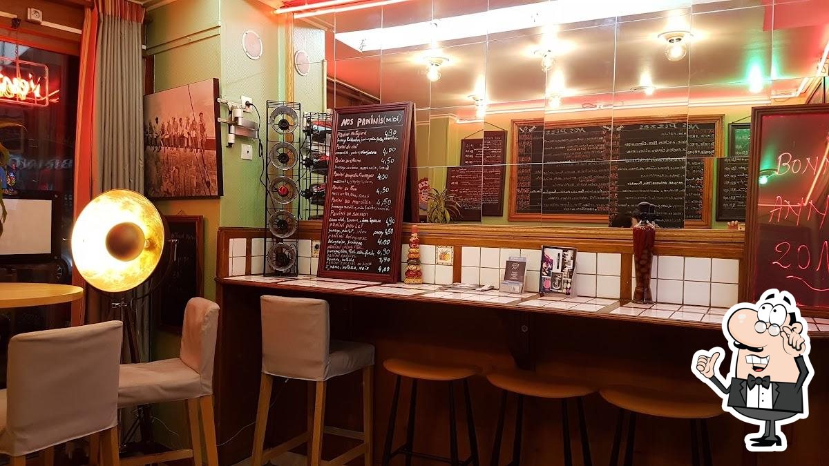 L'intérieur de Pizzeria Nono.