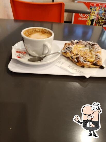 Dai un'occhiata agli interni di Caffè Antica Roma.