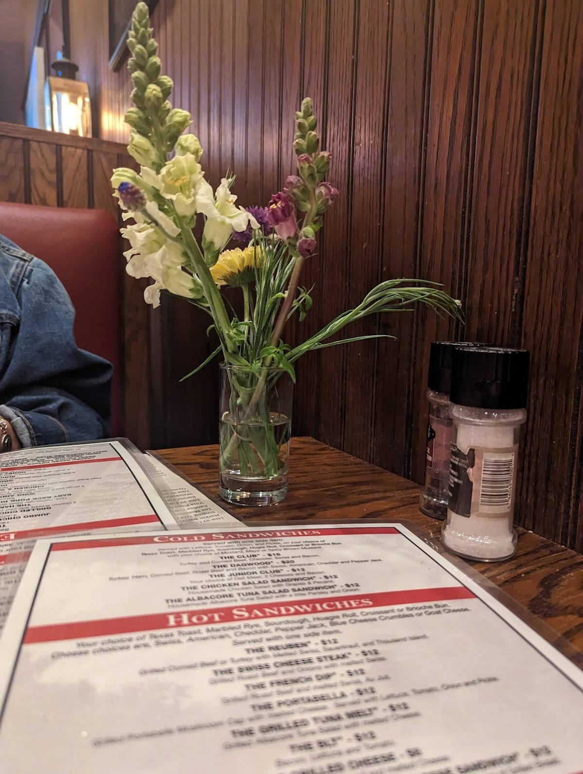Menu at The Iron Horse Grill pub & bar, Pine Mountain