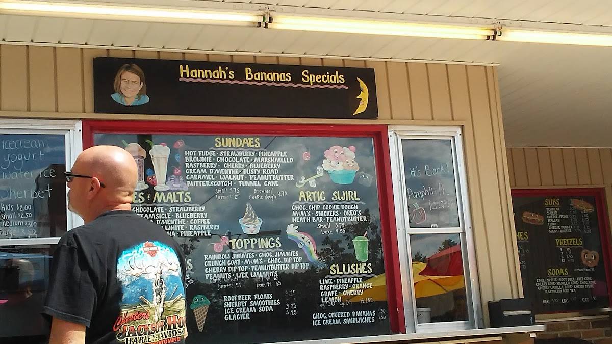 Menu at Twin Kiss Drive In restaurant, Clayton