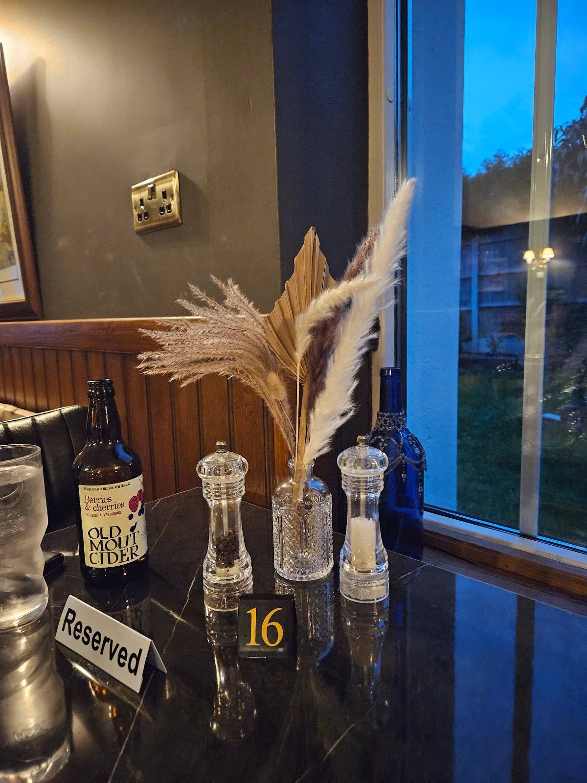 Menu at Comus inn pub & bar, Camblesforth