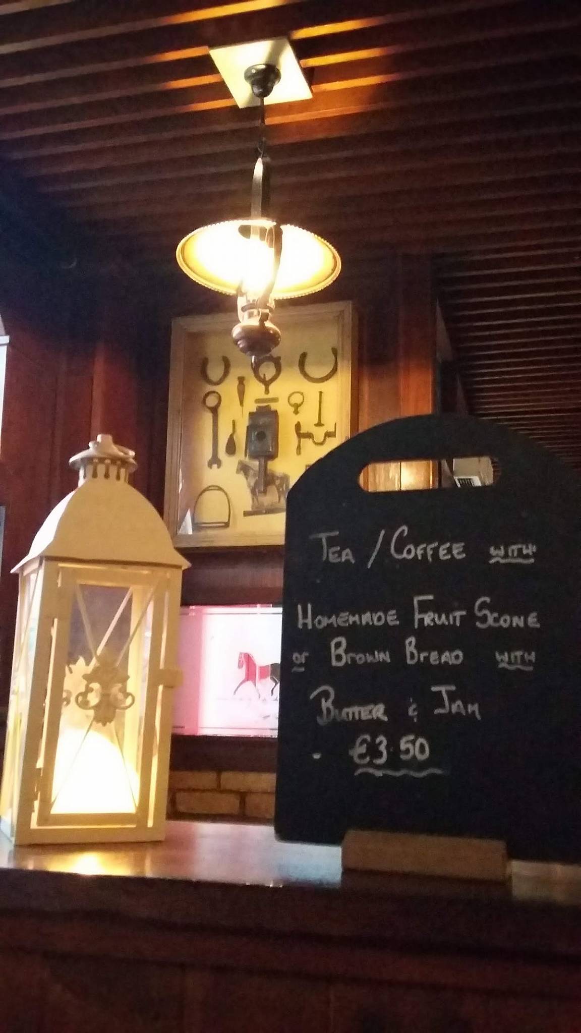 Menu at Gibbons' Pillar House Bar, Ballinasloe