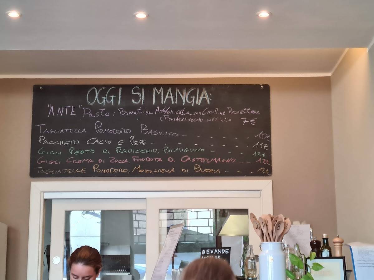 Menu da Pasto Laboratorio di pasta con cucina ristorante, Milano