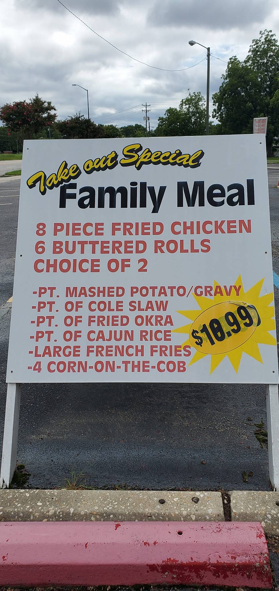 Menu at Biddie Banquet fast food, Orangeburg