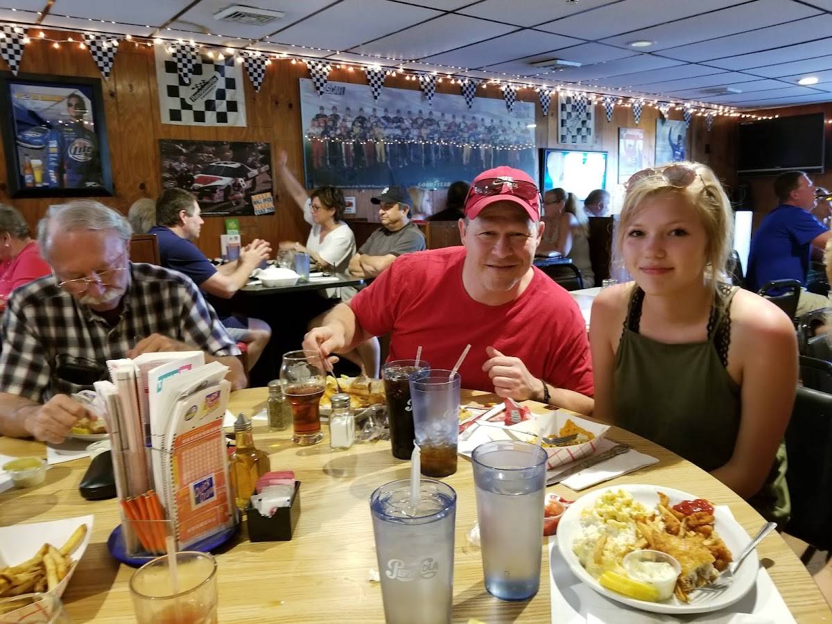 Menu at Gene's Junkyard Bar & Grill, Tonawanda