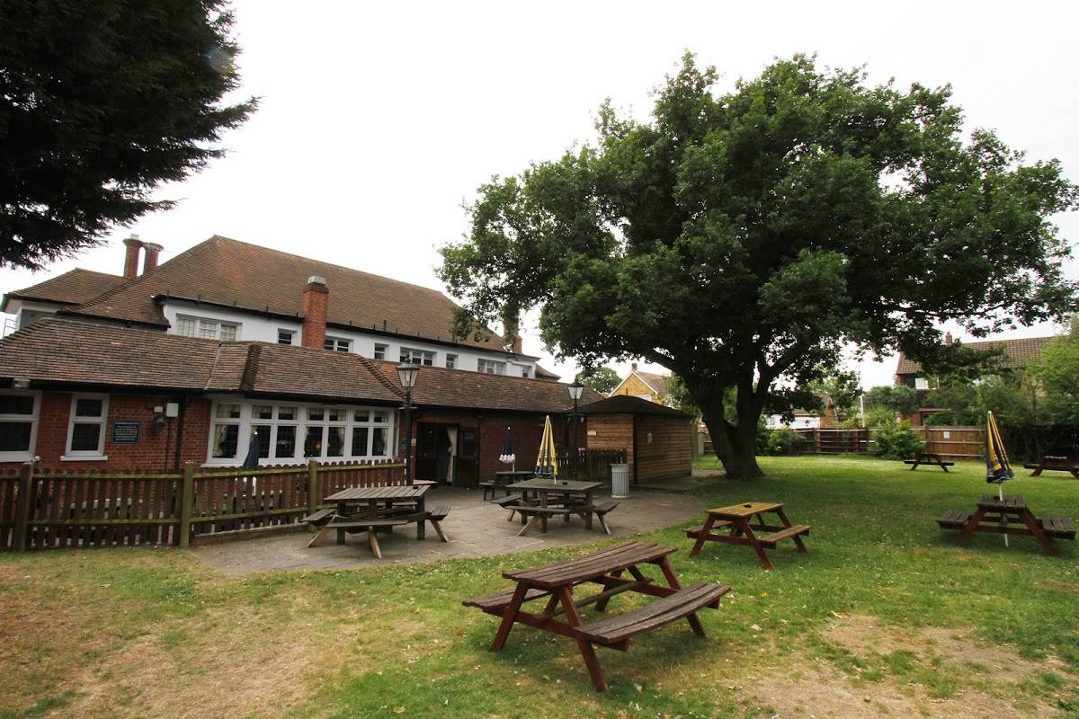 Menu at Golden Crane pub & bar, Upminster