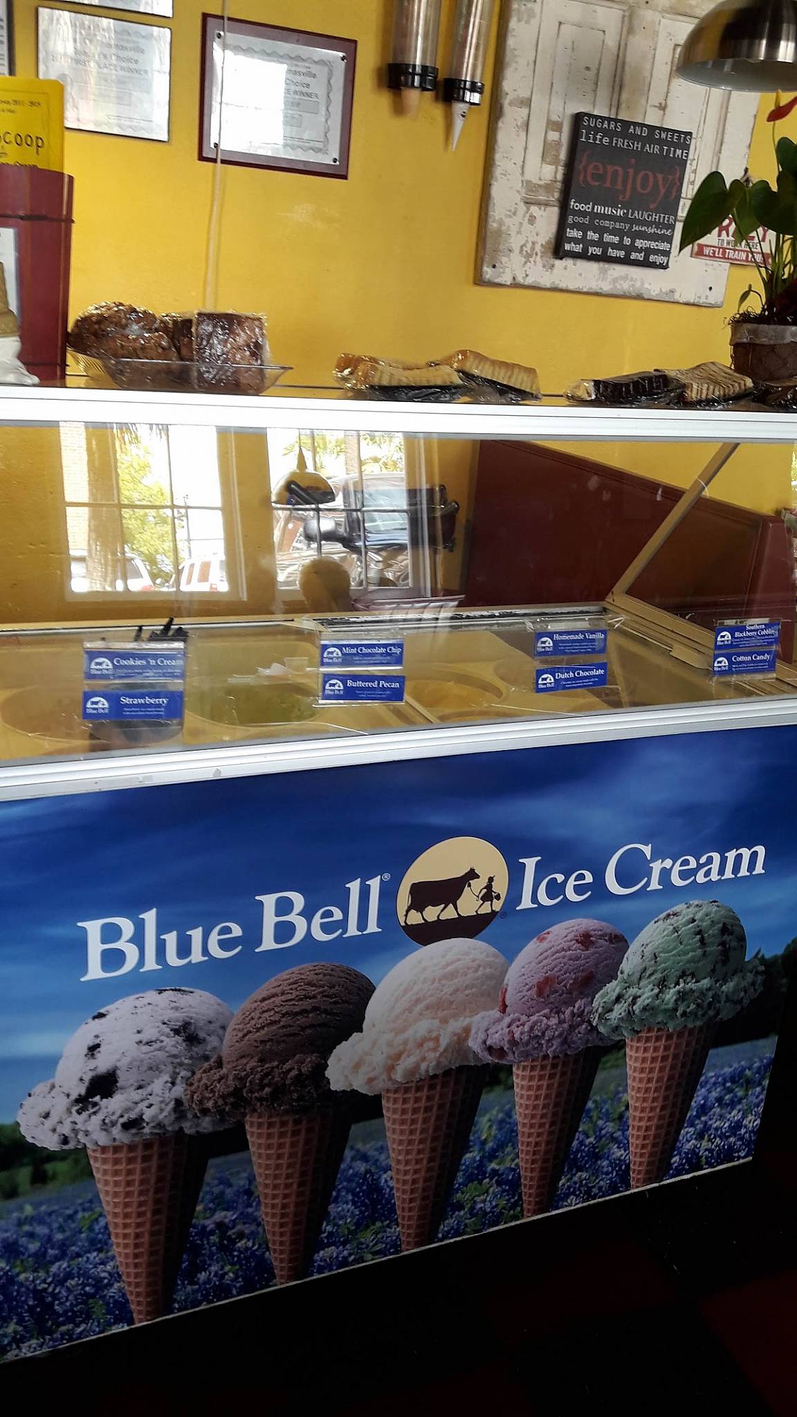 Menu at The Scoop Deli & Ice Cream restaurant, Thomasville