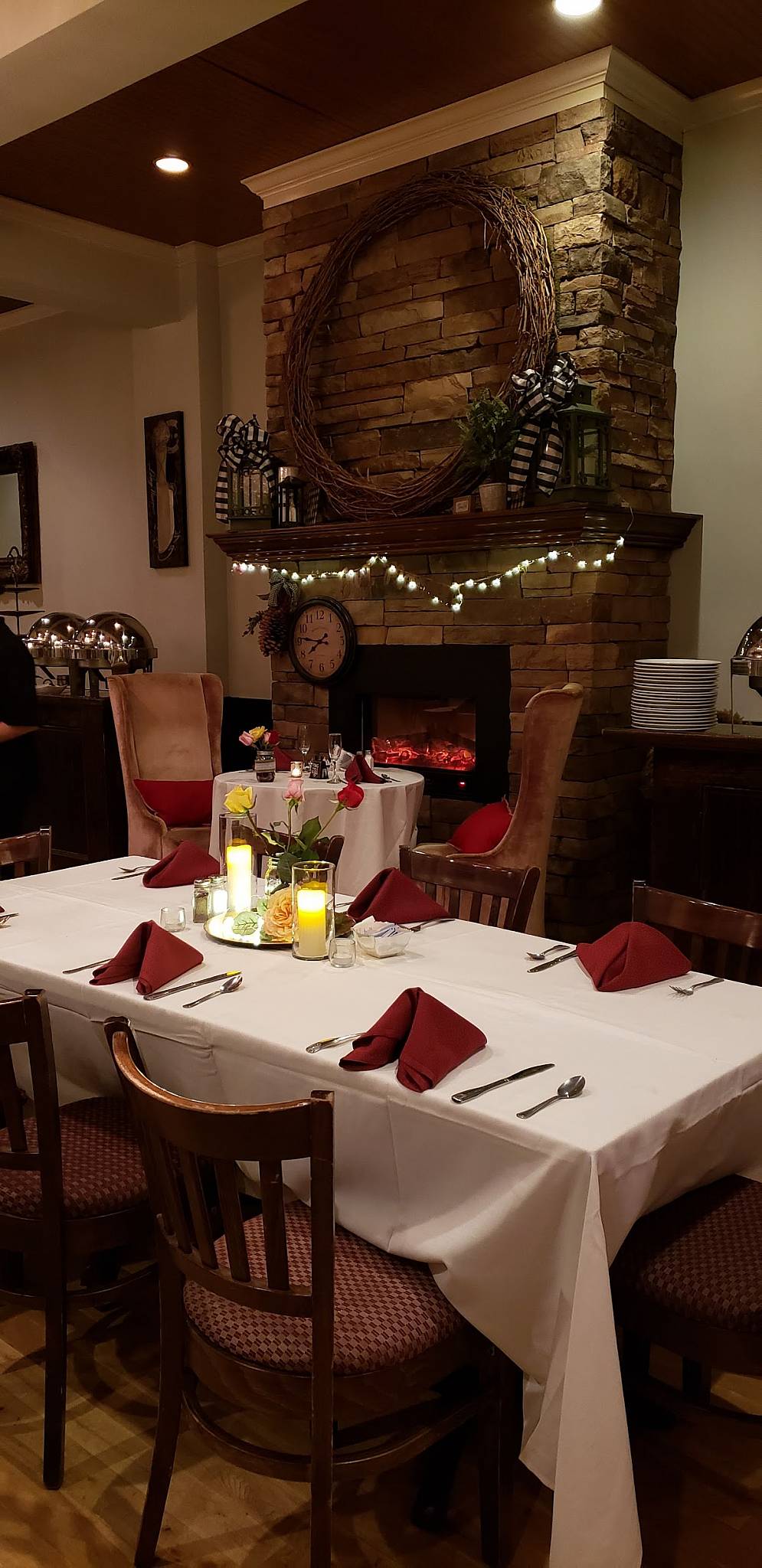 Menu at Victorian Room pub & bar, Bay Shore