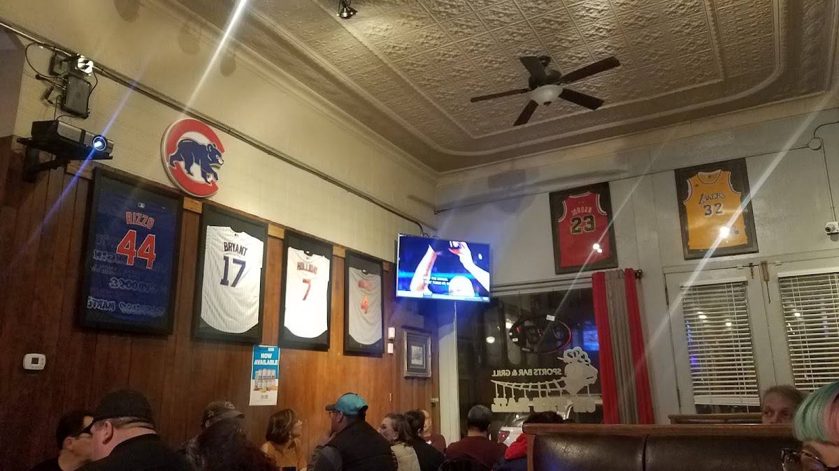 Menu at On the Rail Sports Bar and Grill, Quincy