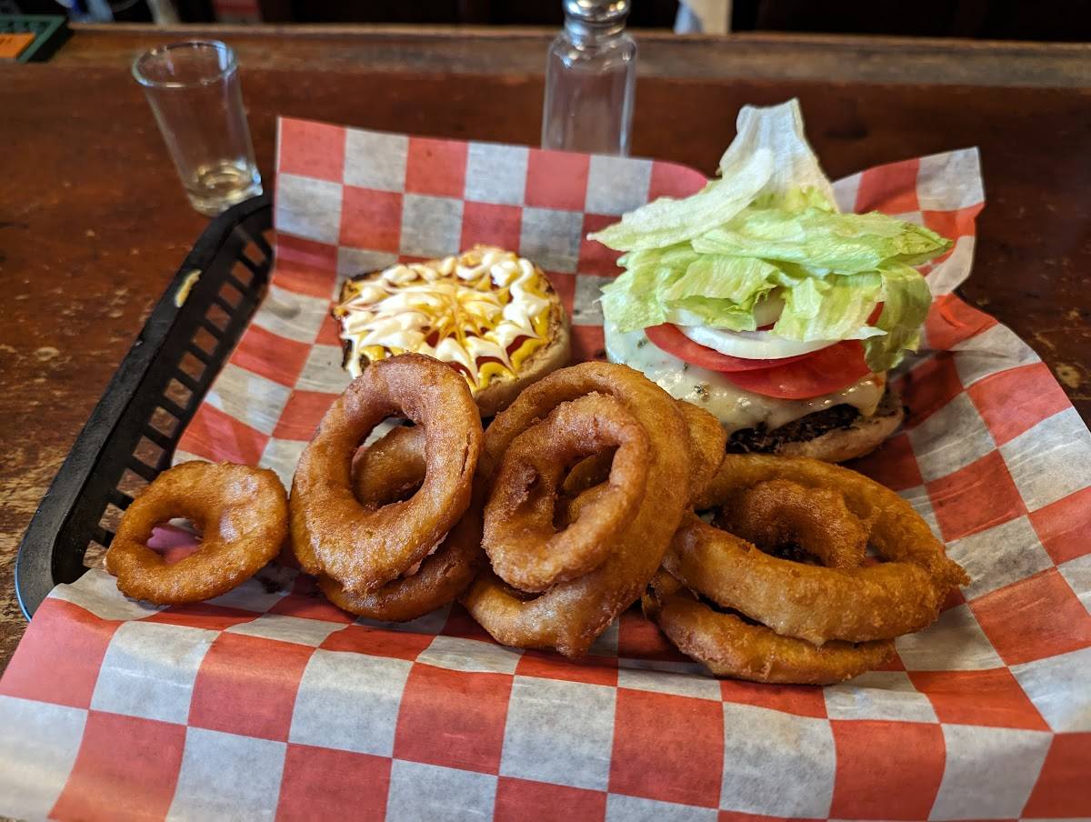Menu at Royal Oaks Bar & Grill, Youngstown