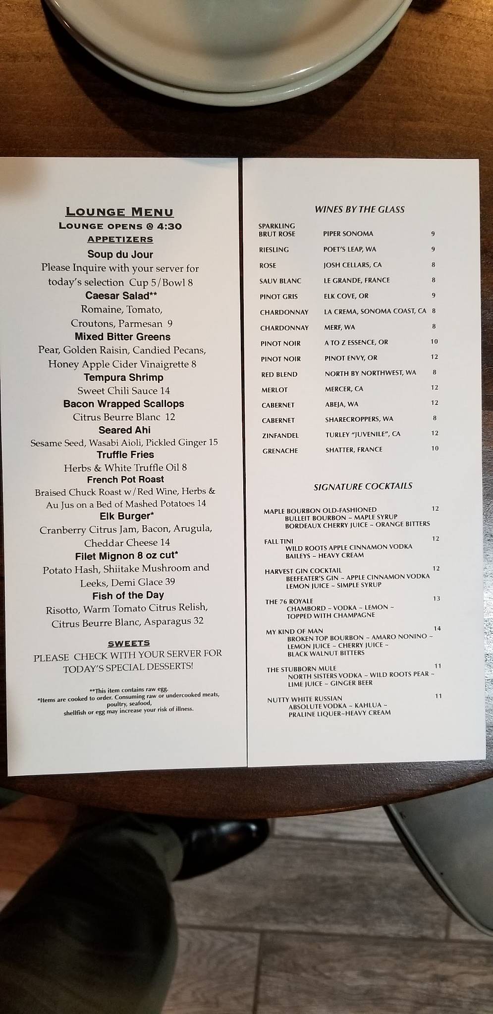 Menu at Chops Bistro pub & bar, Sisters