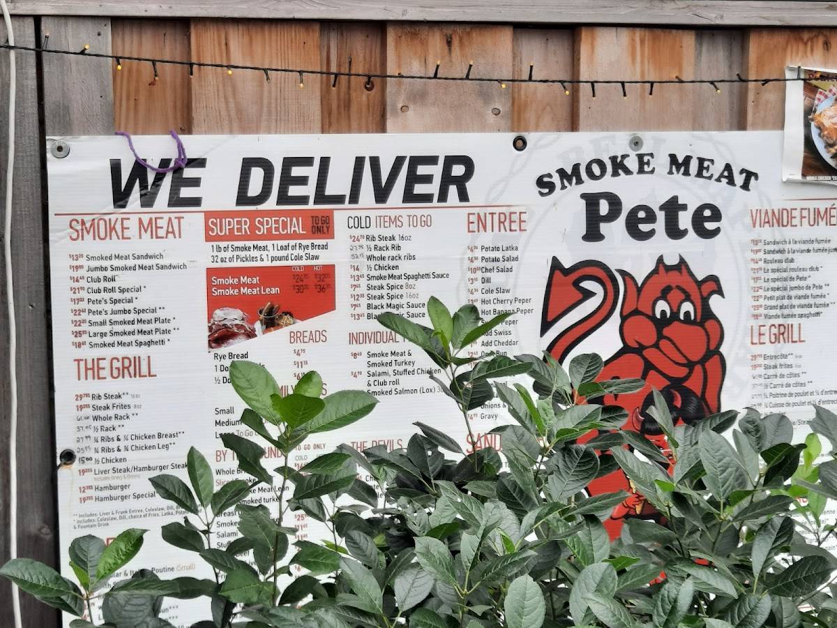 Menu at Smoke Meat Pete restaurant, L'Île-Perrot