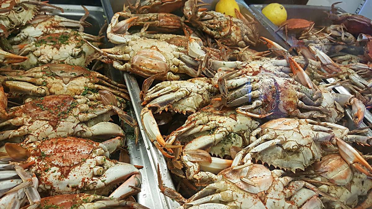 Menu at Lartigue's Original Fresh Seafood Market restaurant, Orange Beach