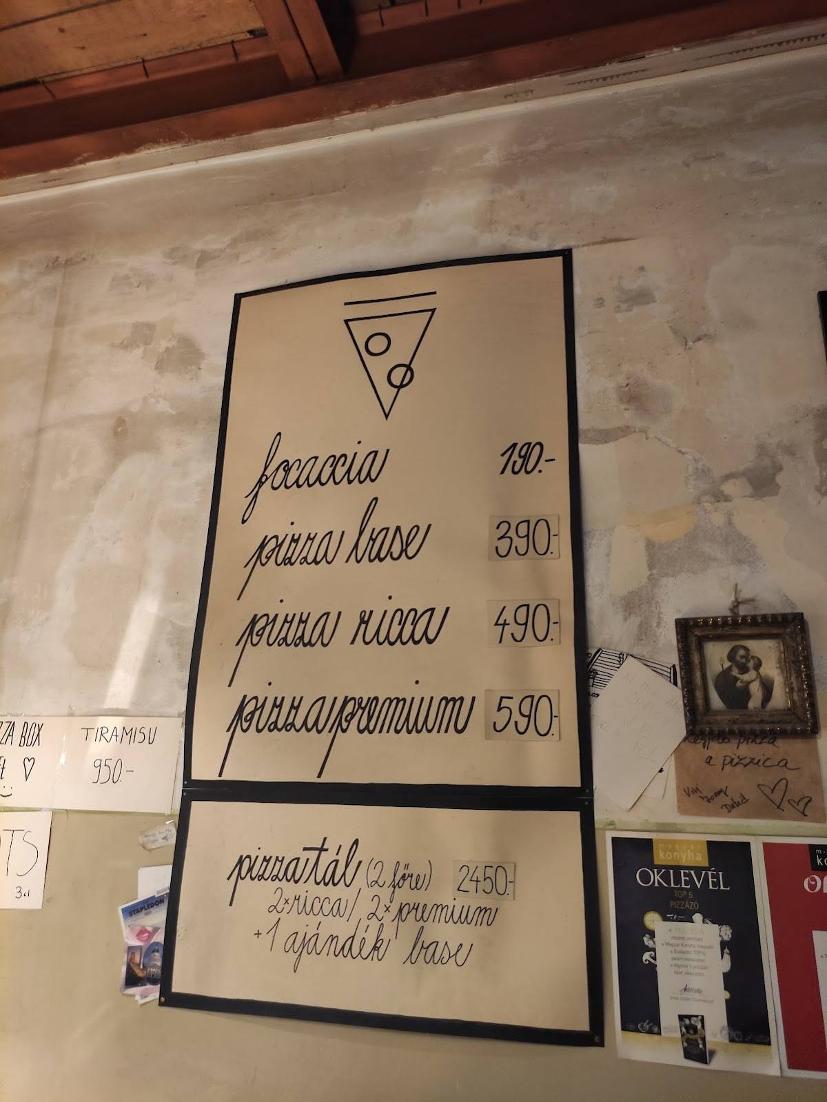 Menu At Pizzica Restaurant, Budapest