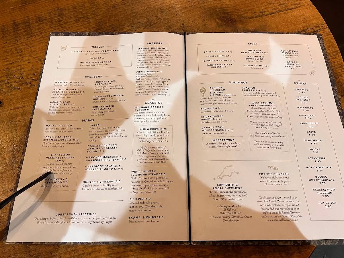 Menu at Harbour Light, Paignton pub & bar, Paignton