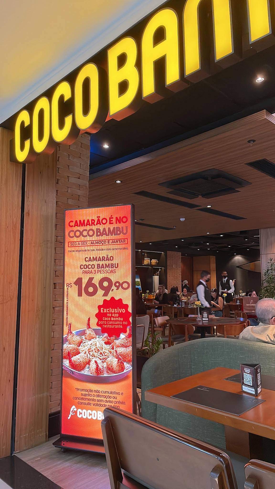 Menu em Coco Bambu Conceito Pátio Paulista restaurante, São Paulo, 1947