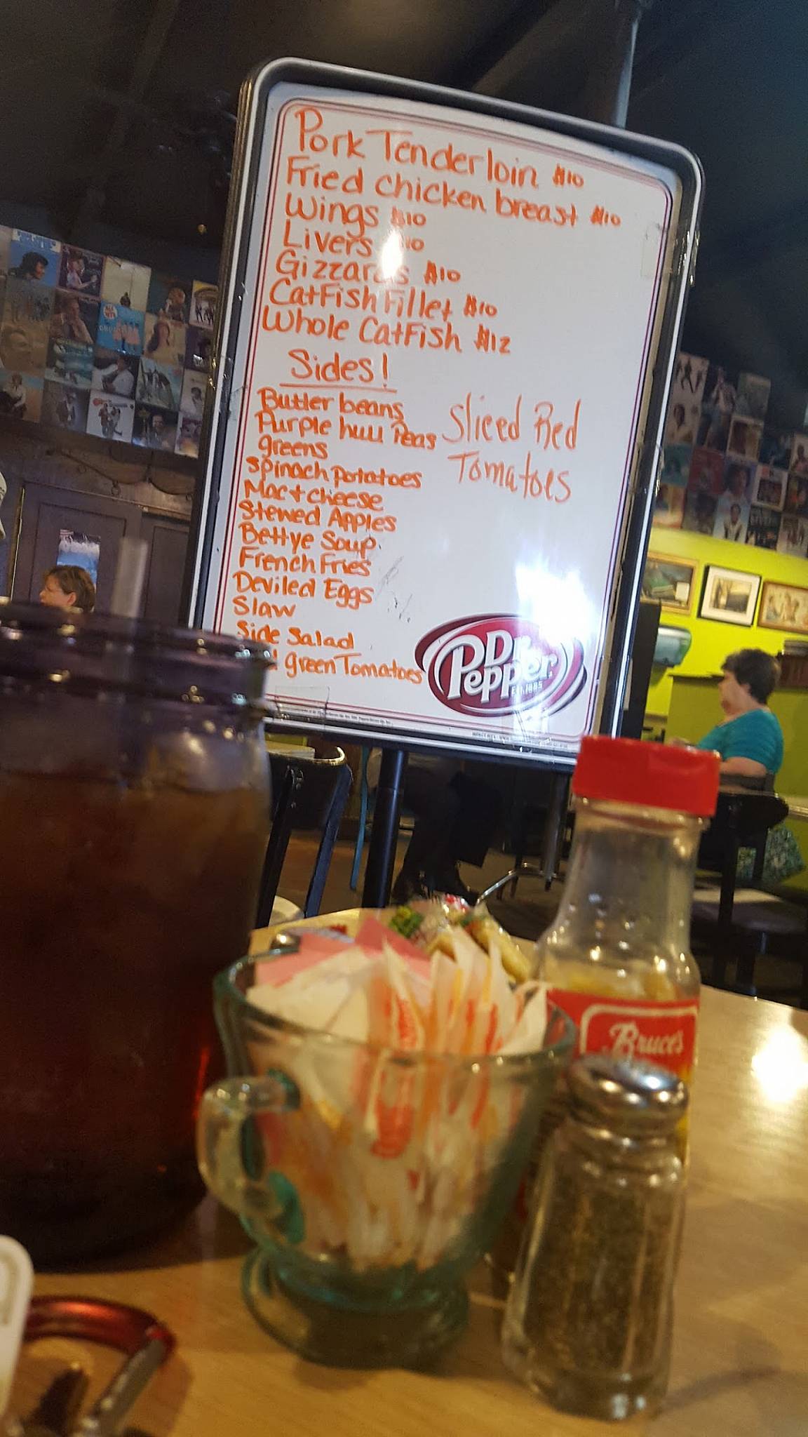 Menu at Sling Shot Charlie's restaurant, Arlington