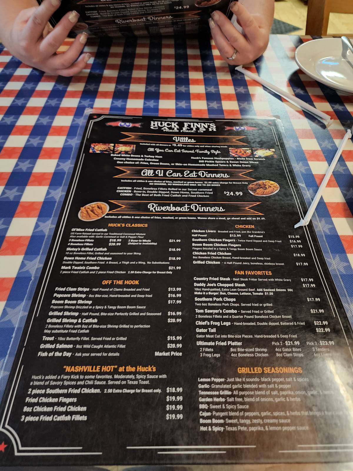 Menu at Huck Finn's Catfish restaurant, Pigeon
