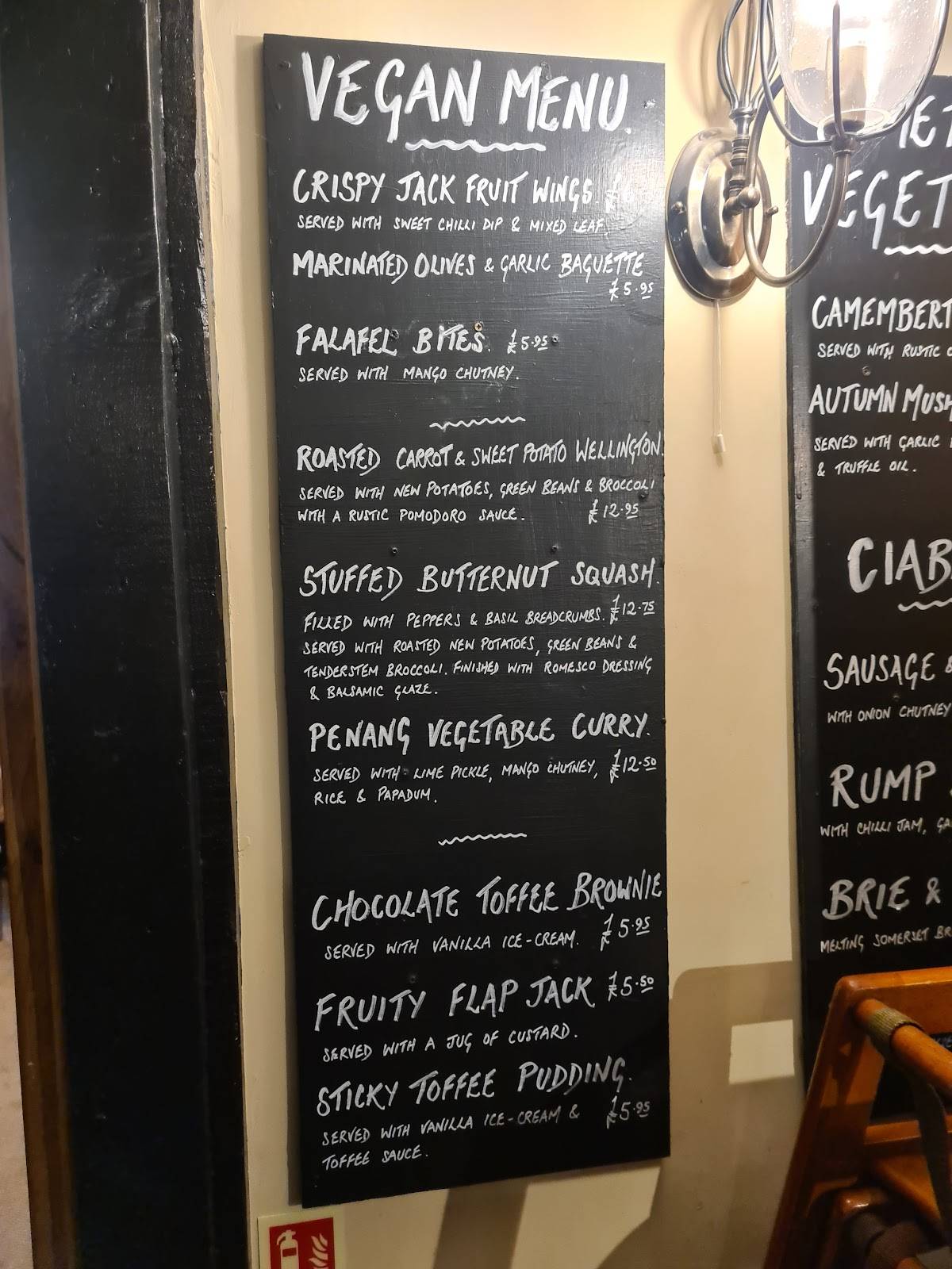 Menu at Wooden Fender pub & bar, Colchester, Colchester Rd