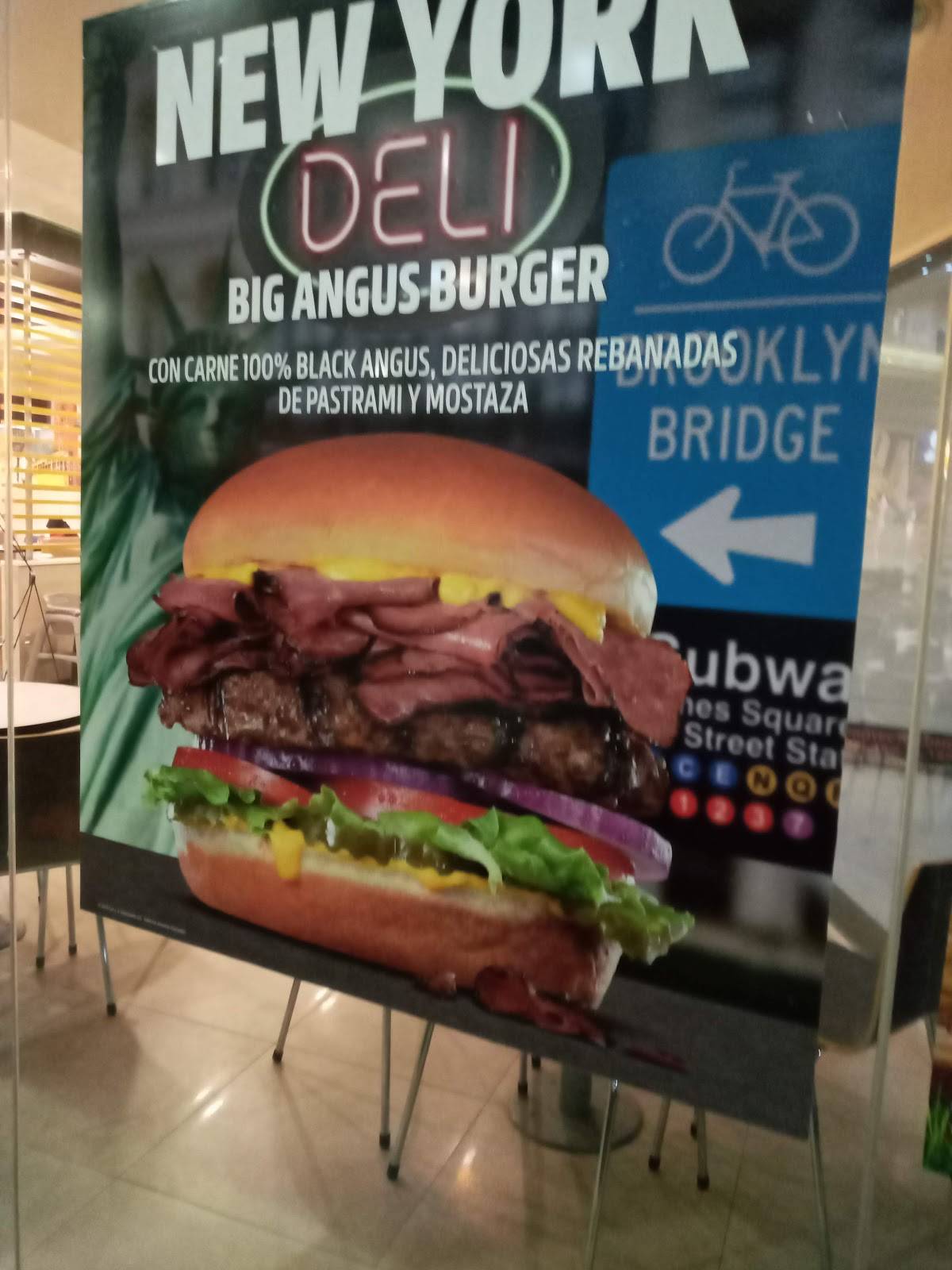 Carta del restaurante Carl's Jr. Ciudad Granja, Zapopan, Calzada Central