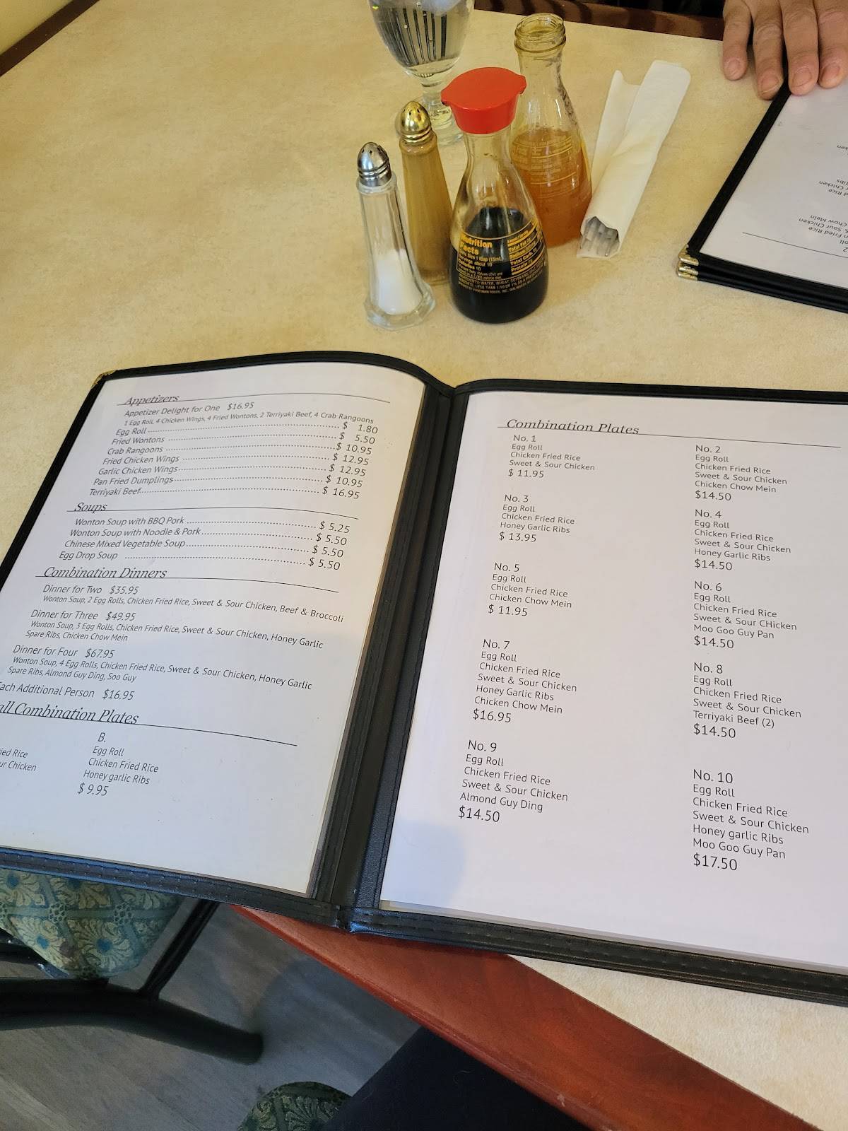 Menu at Wingo's restaurant, Woodstock