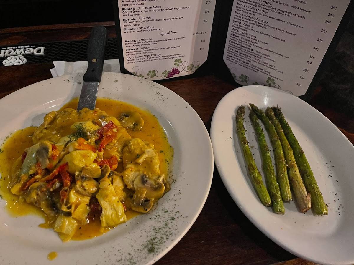 Menu at Santinos steakhouse, Alton