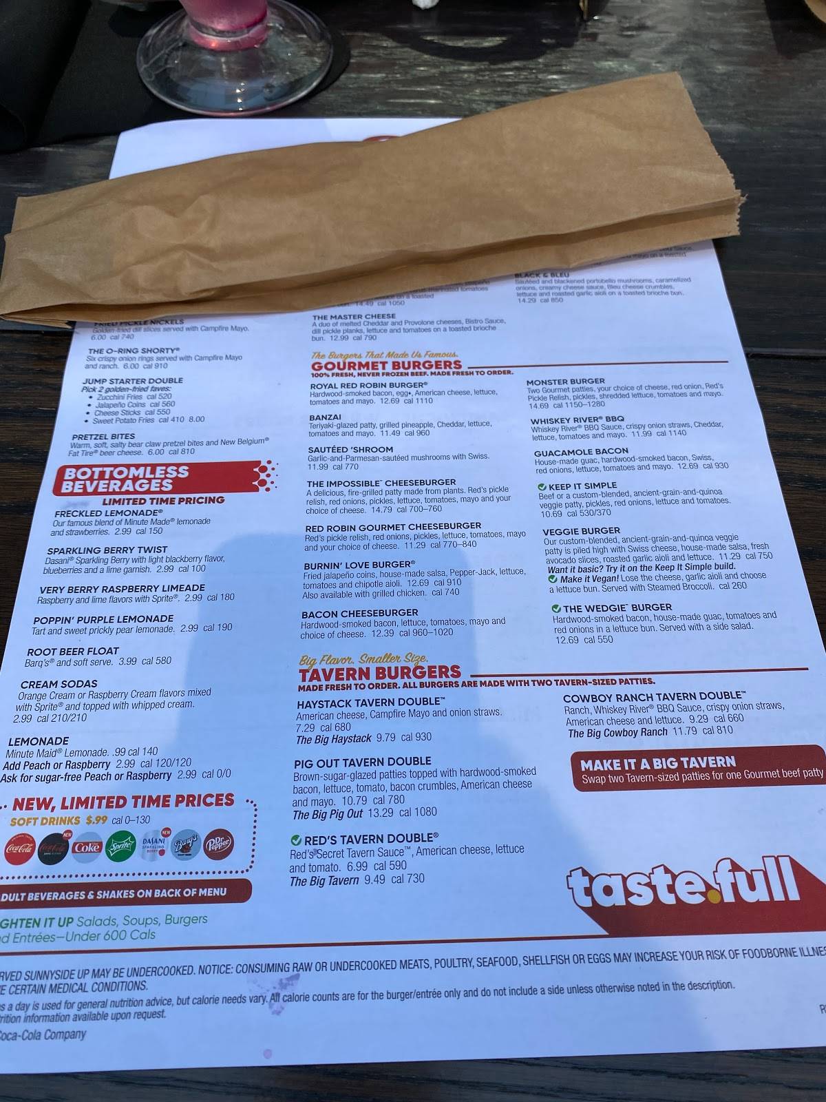 Carta del pub y bar Red Robin Gourmet Burgers and Brews, Oxnard