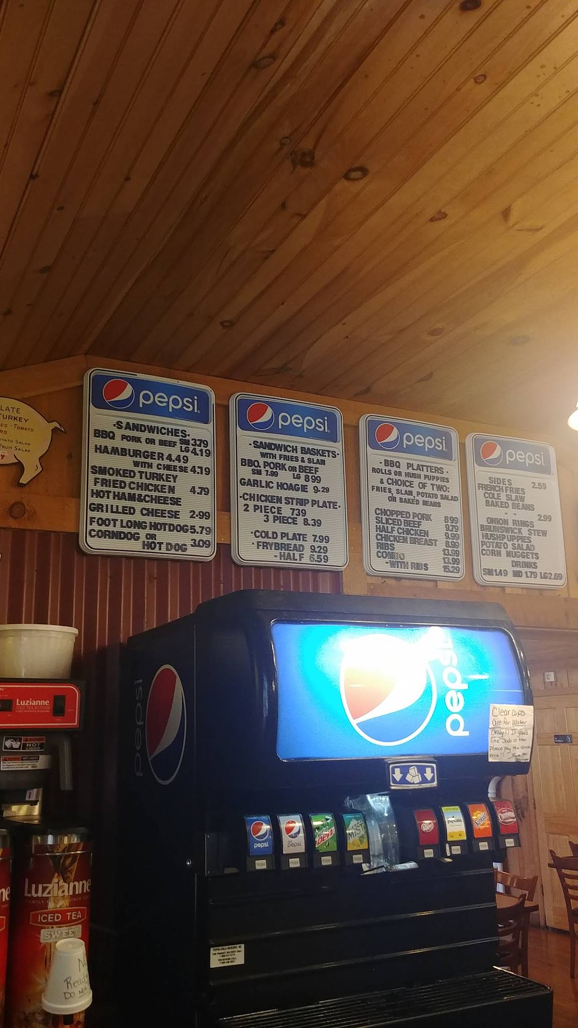 Menu At Bar-B-Que Wagon, Bryson City, 610 Main St