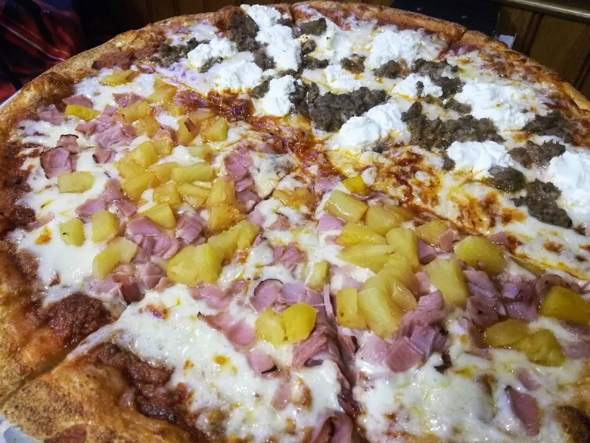 Menu at Hubies pizzeria, Middleburgh