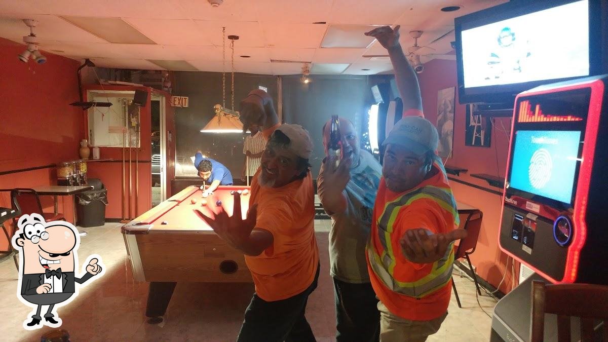 Weston Sports Bar in Toronto Restaurant menu and reviews
