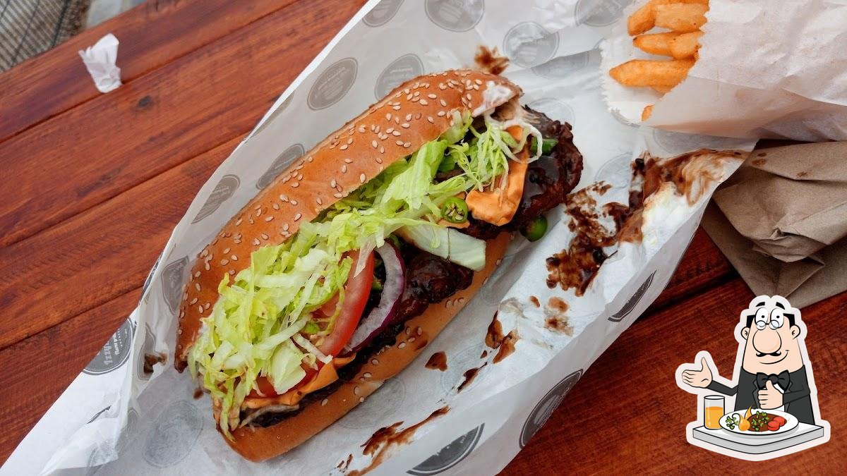 Izzyburger Goodwood restaurant, Cape Town Restaurant reviews