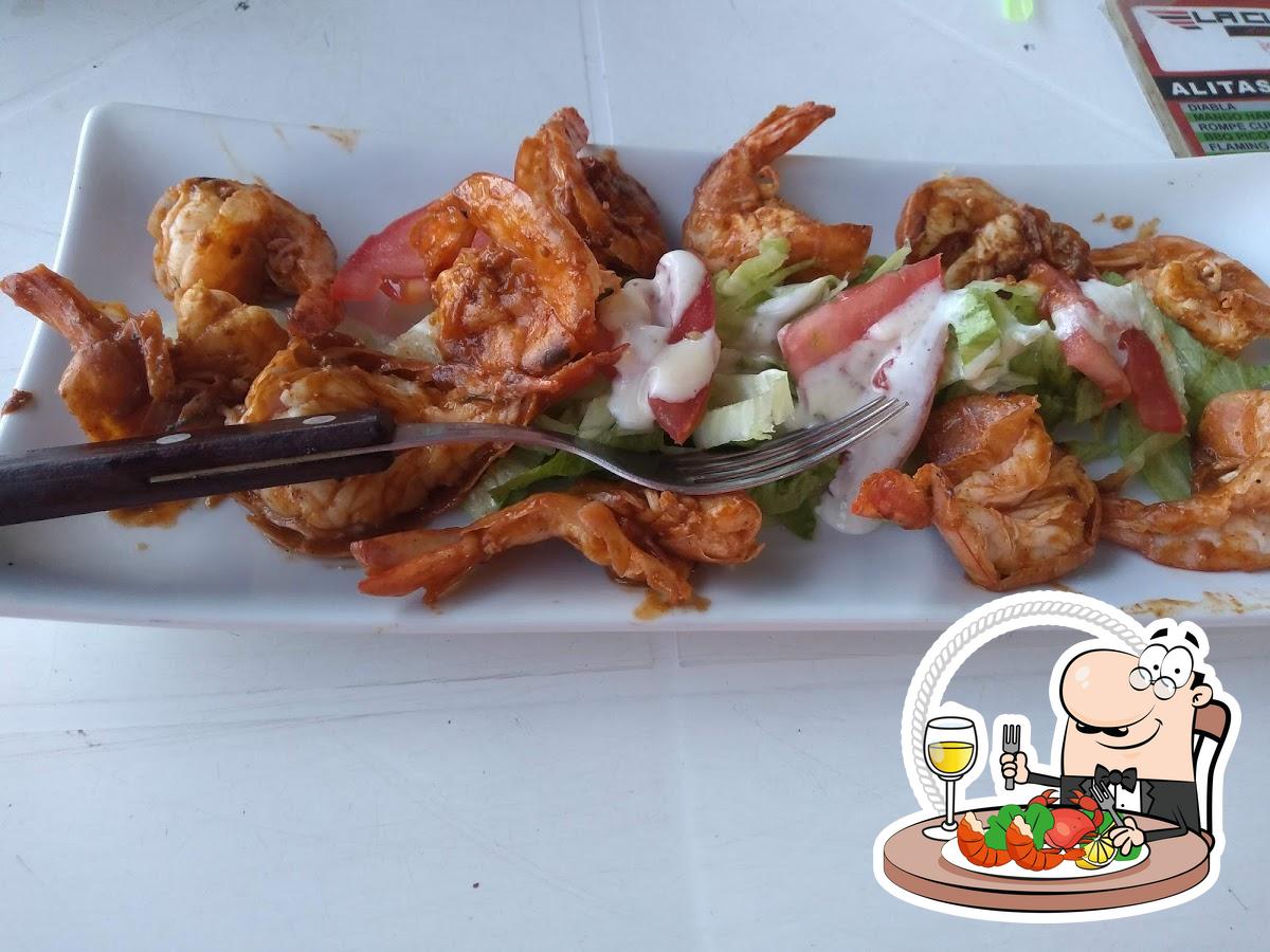 La Cumbre Alitas Y Cerveza pub & bar, Zapopan - Restaurant reviews