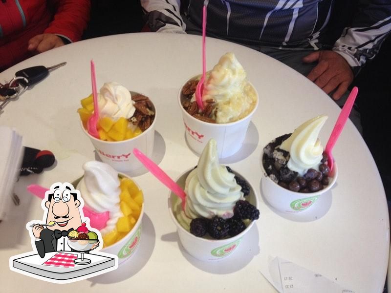 Yogo Berry, 1613 N Zaragoza Rd in El Paso Restaurant reviews