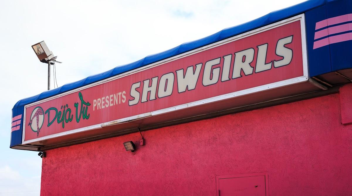 Deja Vu Showgirls San Diego in San Diego - Restaurant reviews