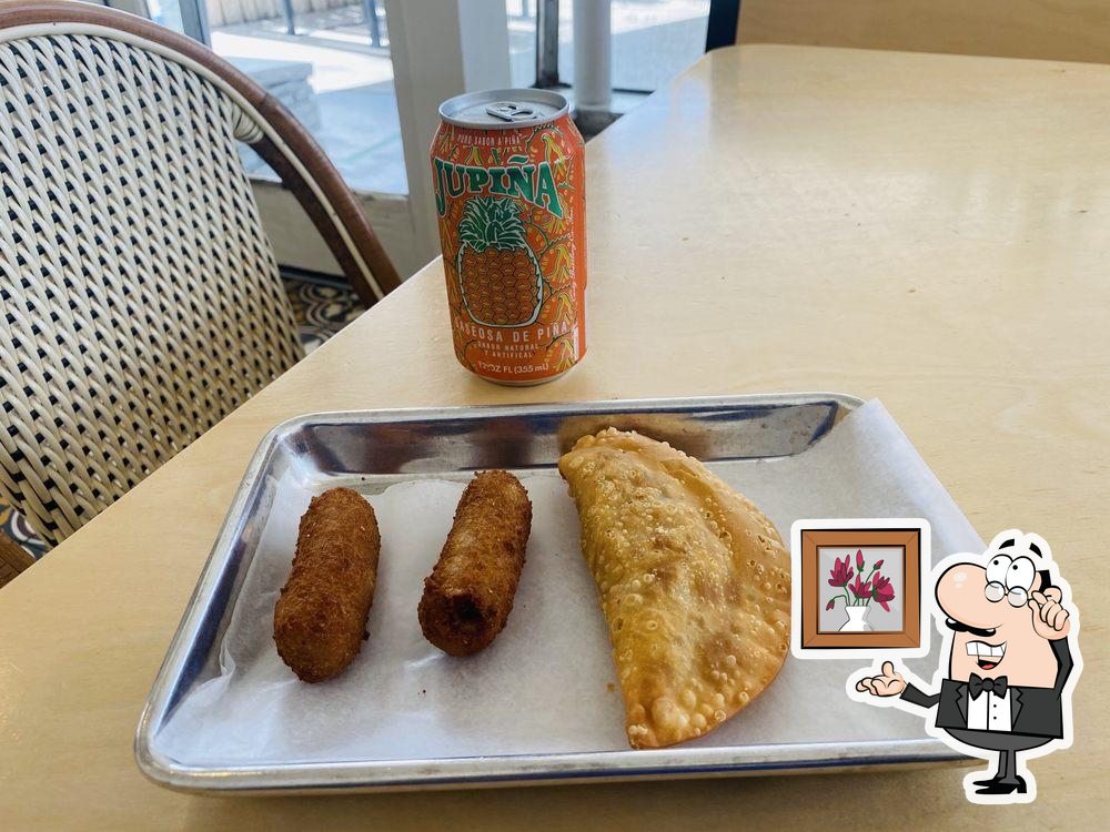 Black Bean Deli Orlando, 1835 E Colonial Dr in Orlando Restaurant