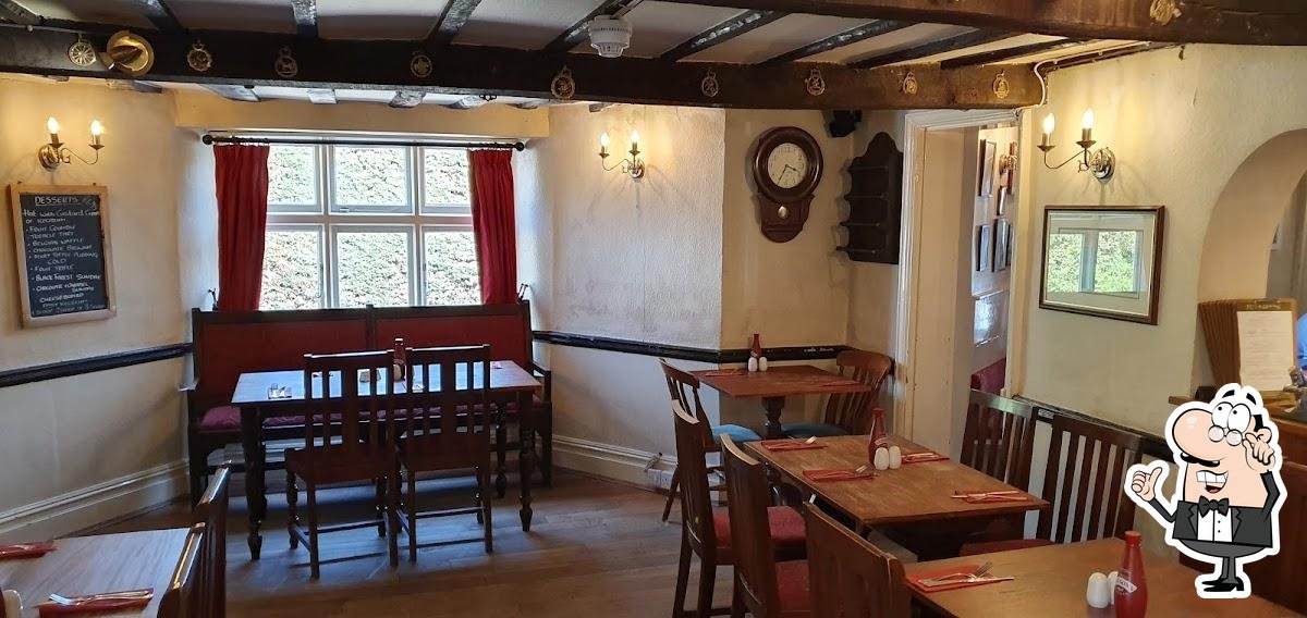 Fox & Goose, The St in Greywell Restaurant menu and reviews