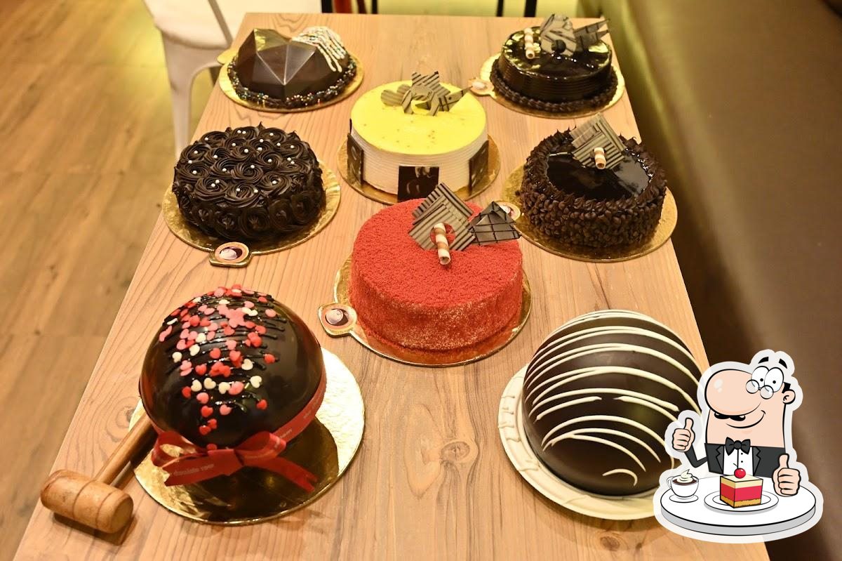 The Chocolate Room- Vitthal Mall - Cake of the Month Only @ 249.00 |  Facebook