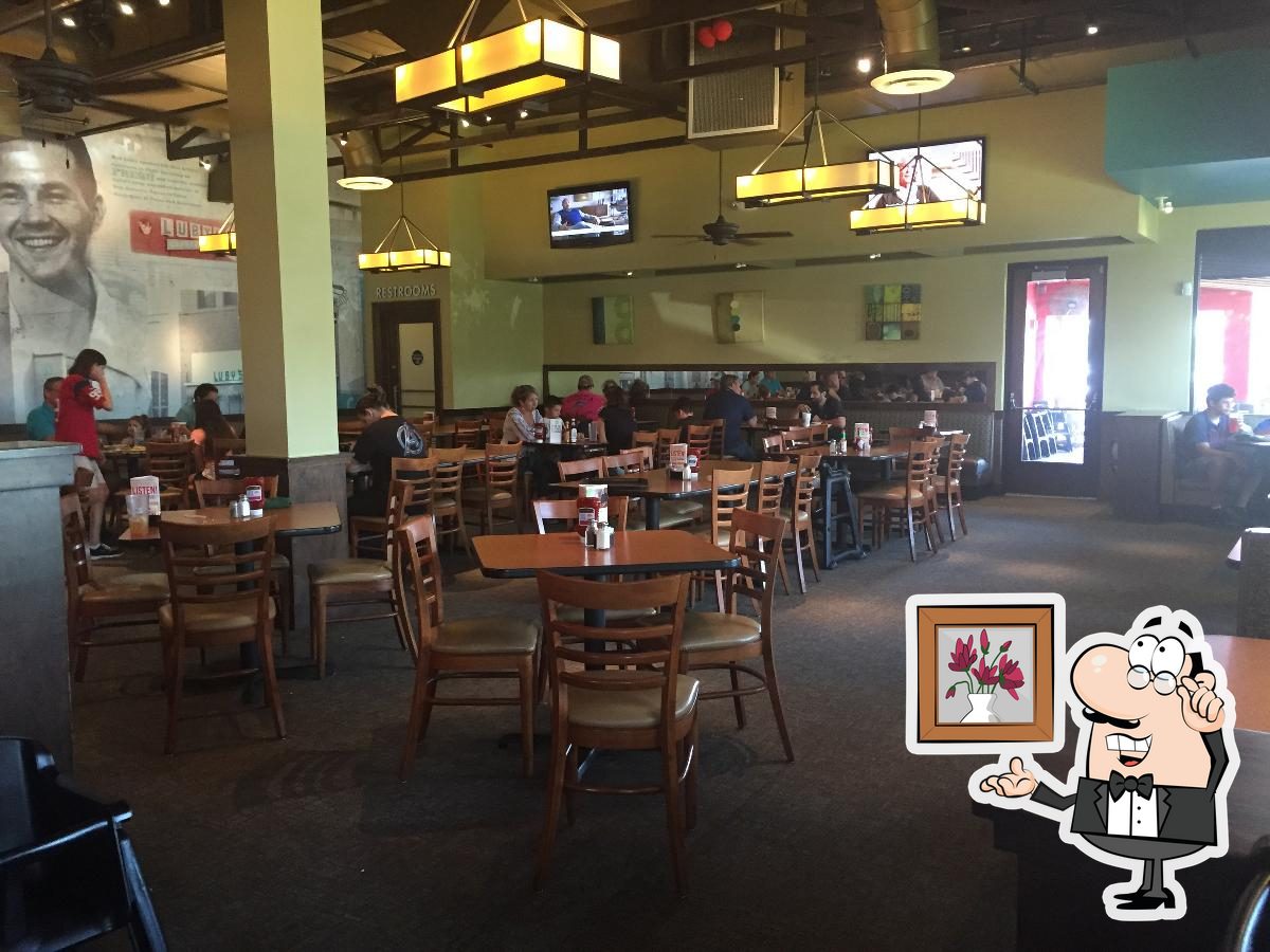 Luby's, 11023 Shadow Creek Pkwy in Pearland - Restaurant menu and reviews