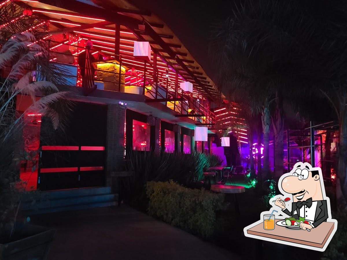 Dmt Day N Night Club, Zapopan - Restaurant reviews