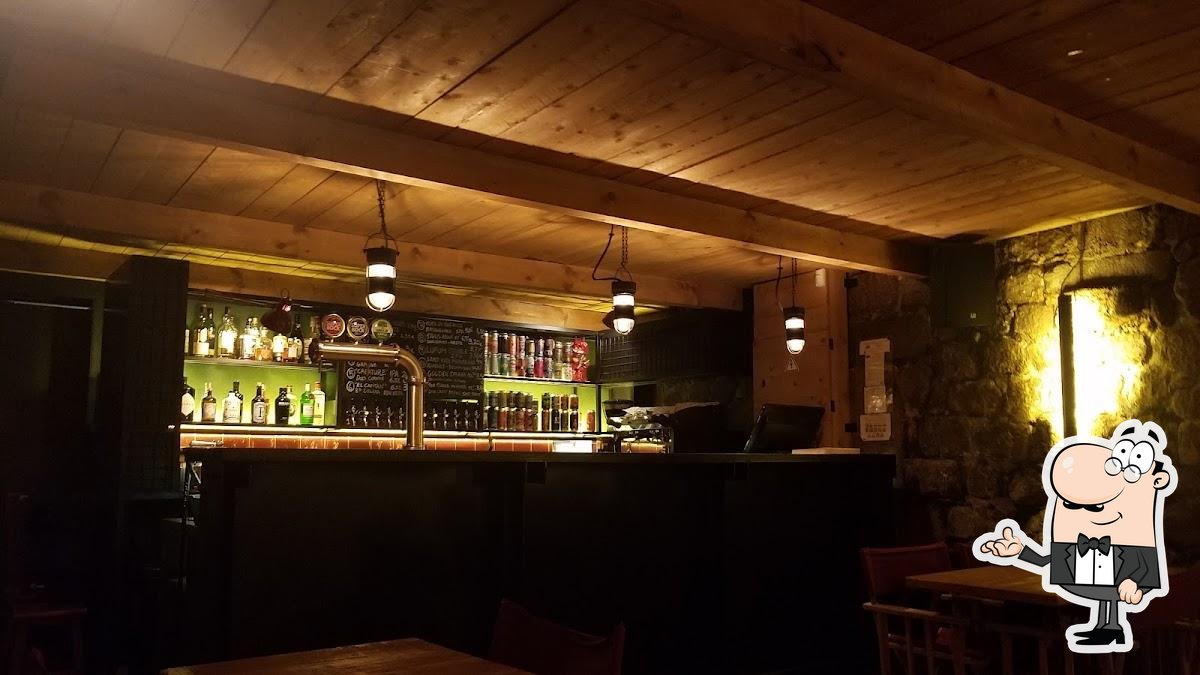 Servicio No esencial Crónico Pub y bar Mal Amado, Braga - Carta del restaurante y opiniones