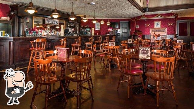 Red Garter Saloon Pub Bar Coupvray Restaurant Reviews
