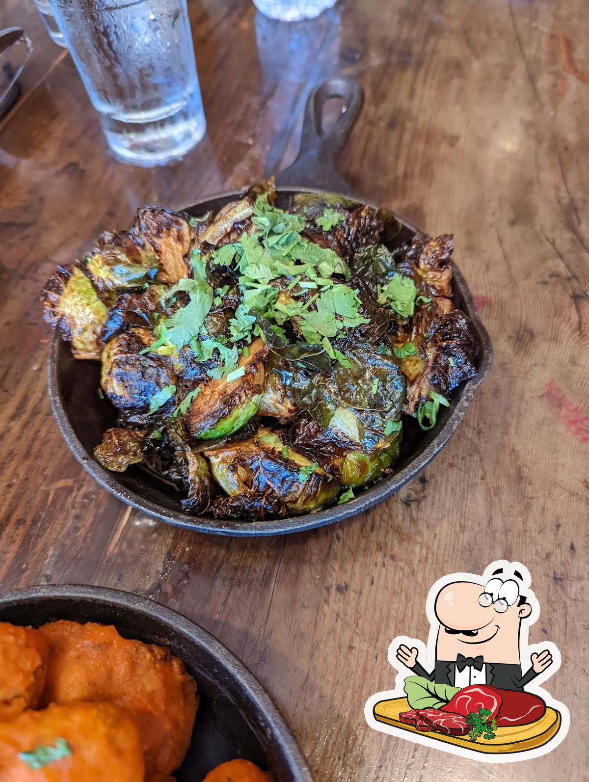 Pub y bar The Six Chow House Ventura, Ventura Opiniones del restaurante
